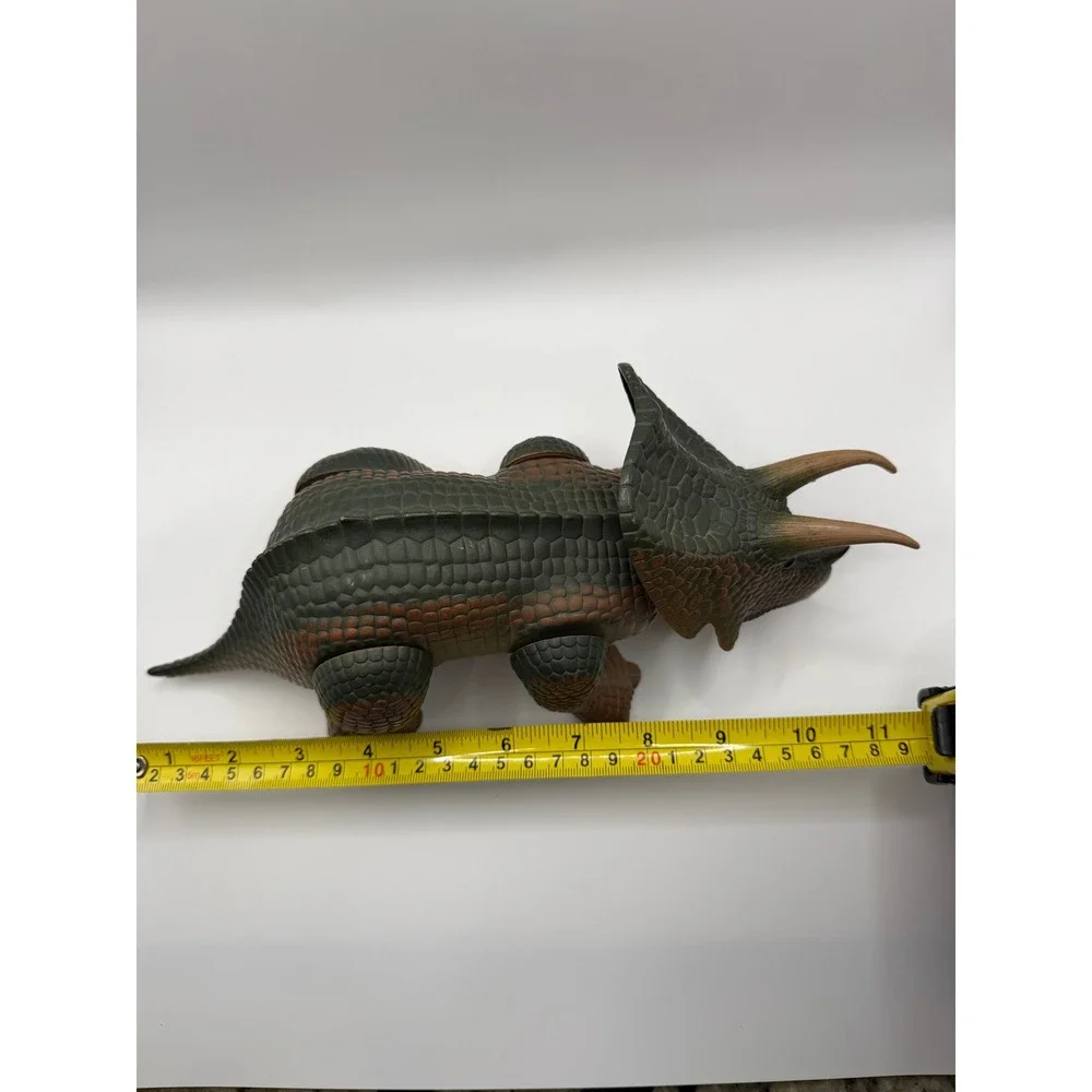 Vintage 1987 Tyco Dino-Riders Triceratops Motorized Dinosaur Action Figure 11in